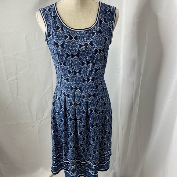 Max Studio Dresses & Skirts - Max Studio dress